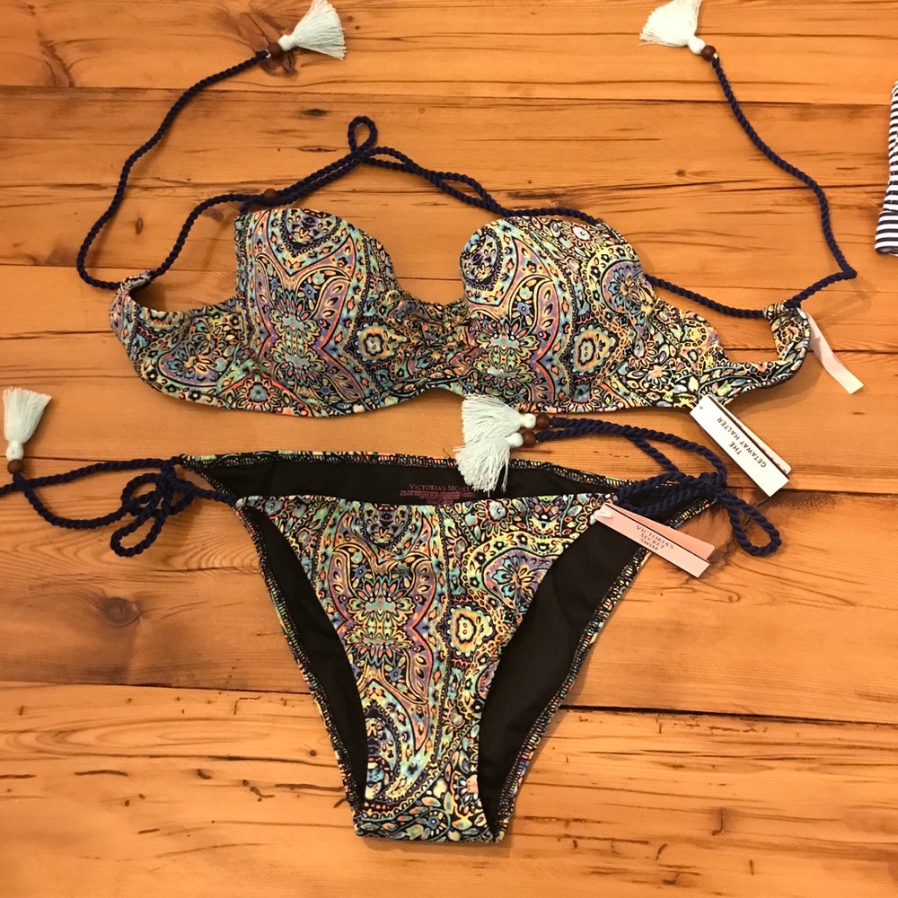 Victoria's Secret bikini